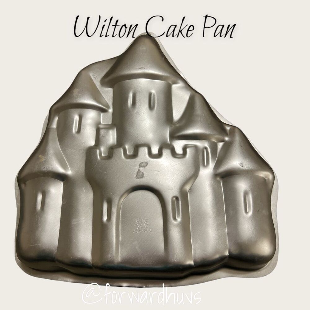 Wilton Castle Cake Pan Aluminum Princess Fortress Mold 2002